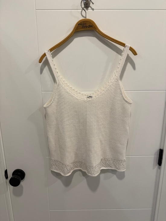 Kismet Tops - Kismet Cream Knit Lace-Trim Camisole size large